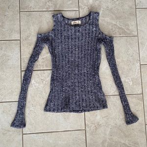 Hollister Ribbed Knit Cold Shoulder Top XS
